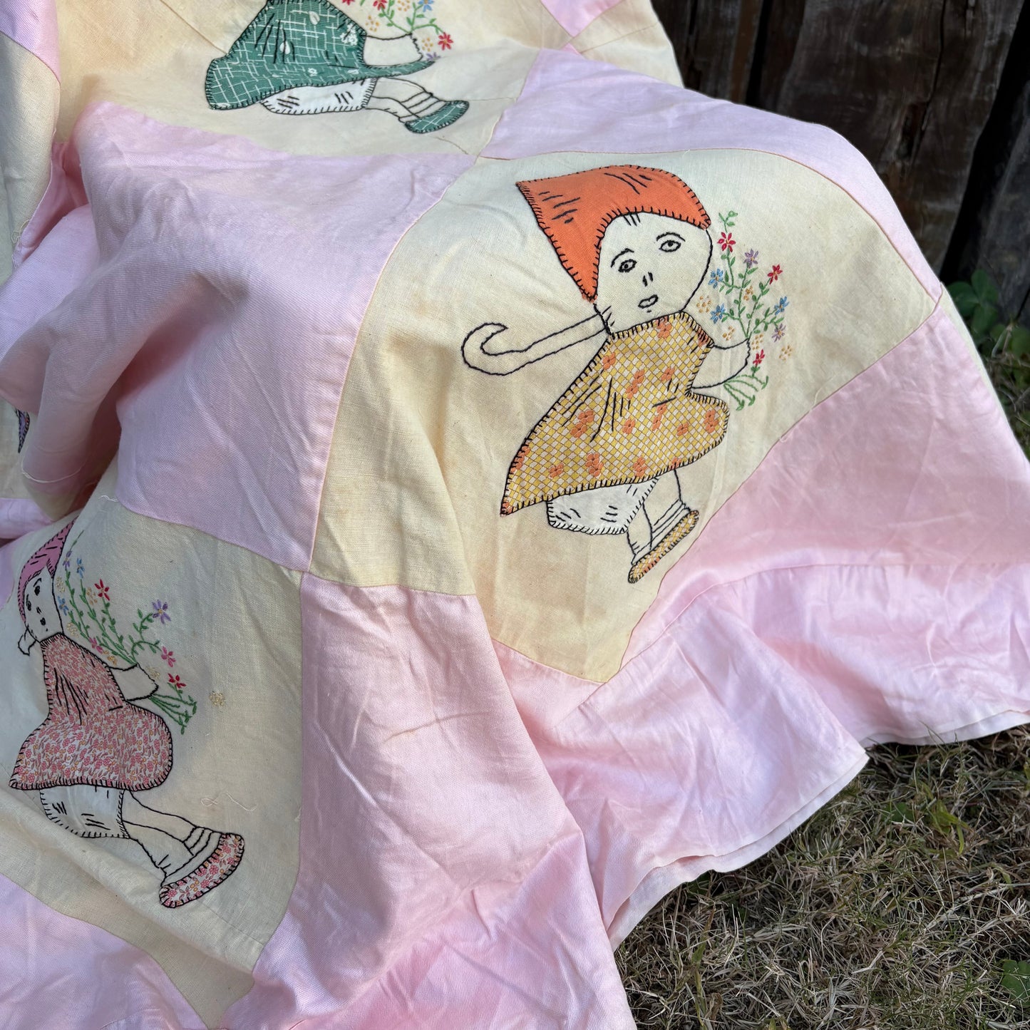 【USA vintage】feed sack antique fabric girl