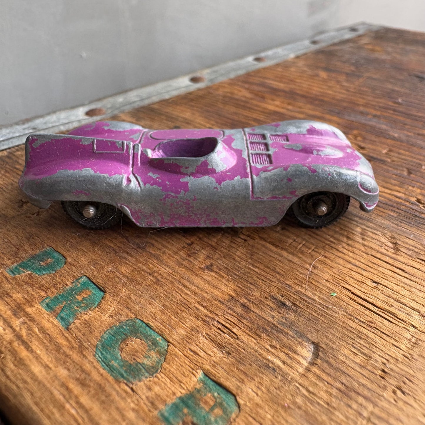 【1960s-1970s USA vintage】TOOTSIE TOY mini car Jaguar D-type