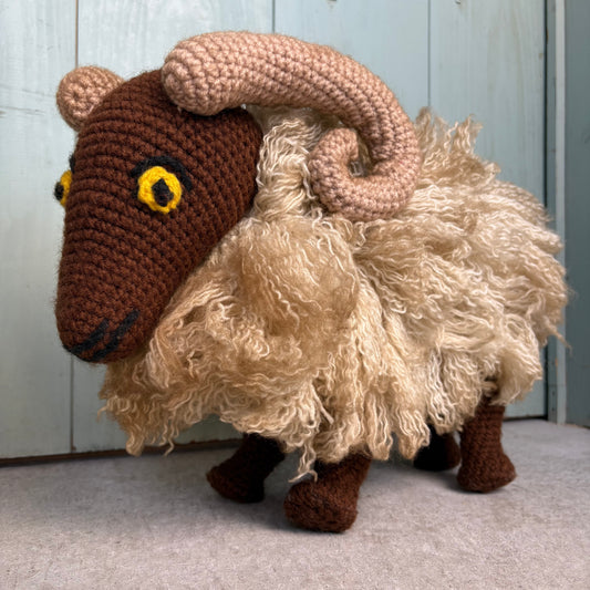 【USA vintage】Handmade Crochet Ram Doll