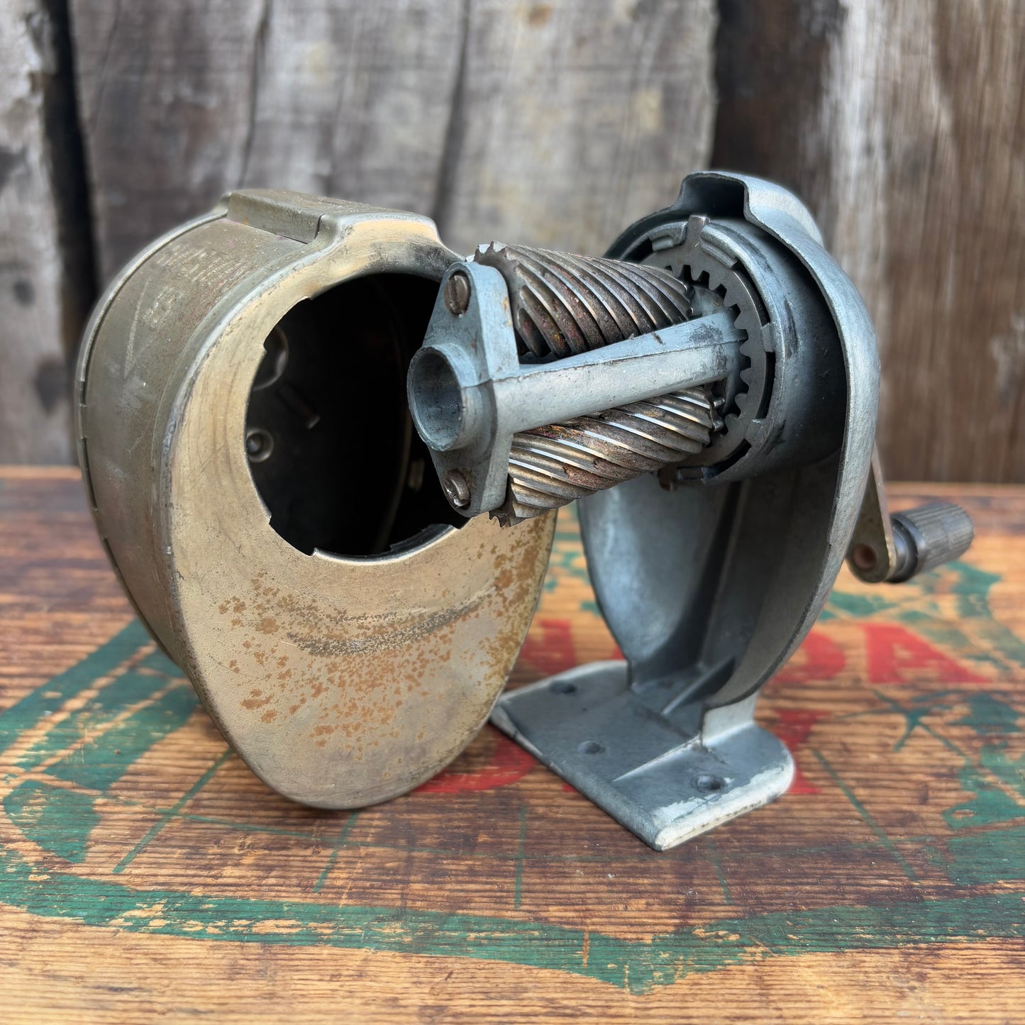 ▶︎▶︎SALE▶︎▶︎【1950s-1960s USA vintage】BOSTON pencil sharpener