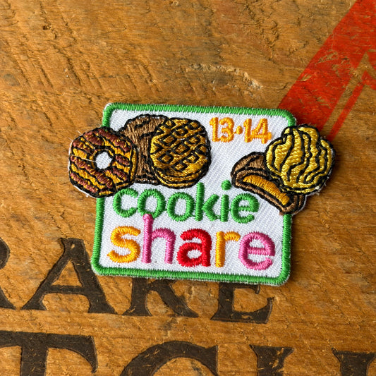 【USA vintage】Girl Scout Patch Cookie Share