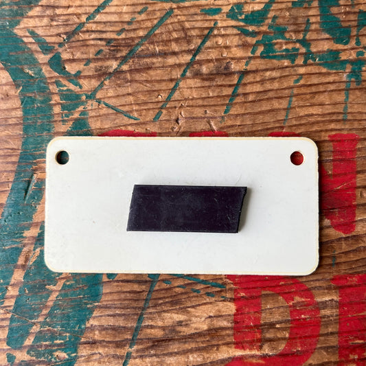 【1980’s USA vintage】Nameplate magnet APRIL