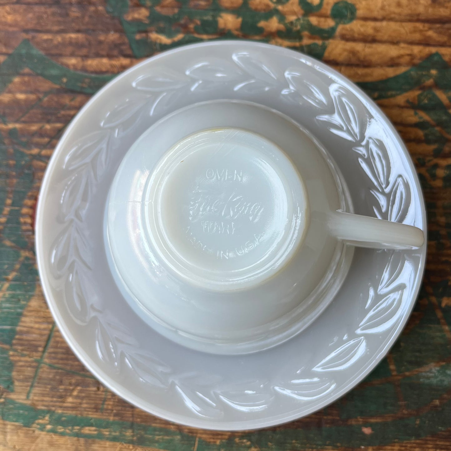 【USA vintage】Fire-King Grey Laurel Cup & Saucer