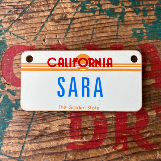 【1980’s USA vintage】Nameplate magnet SARA