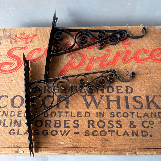 【USA vintage】Iron Bracket