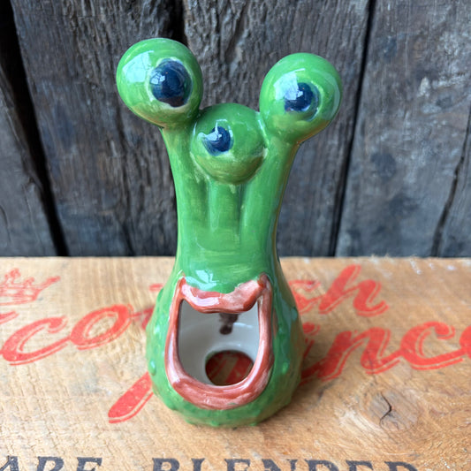 【USA vintage】3 Eyed Weird Monster Candy Shaker
