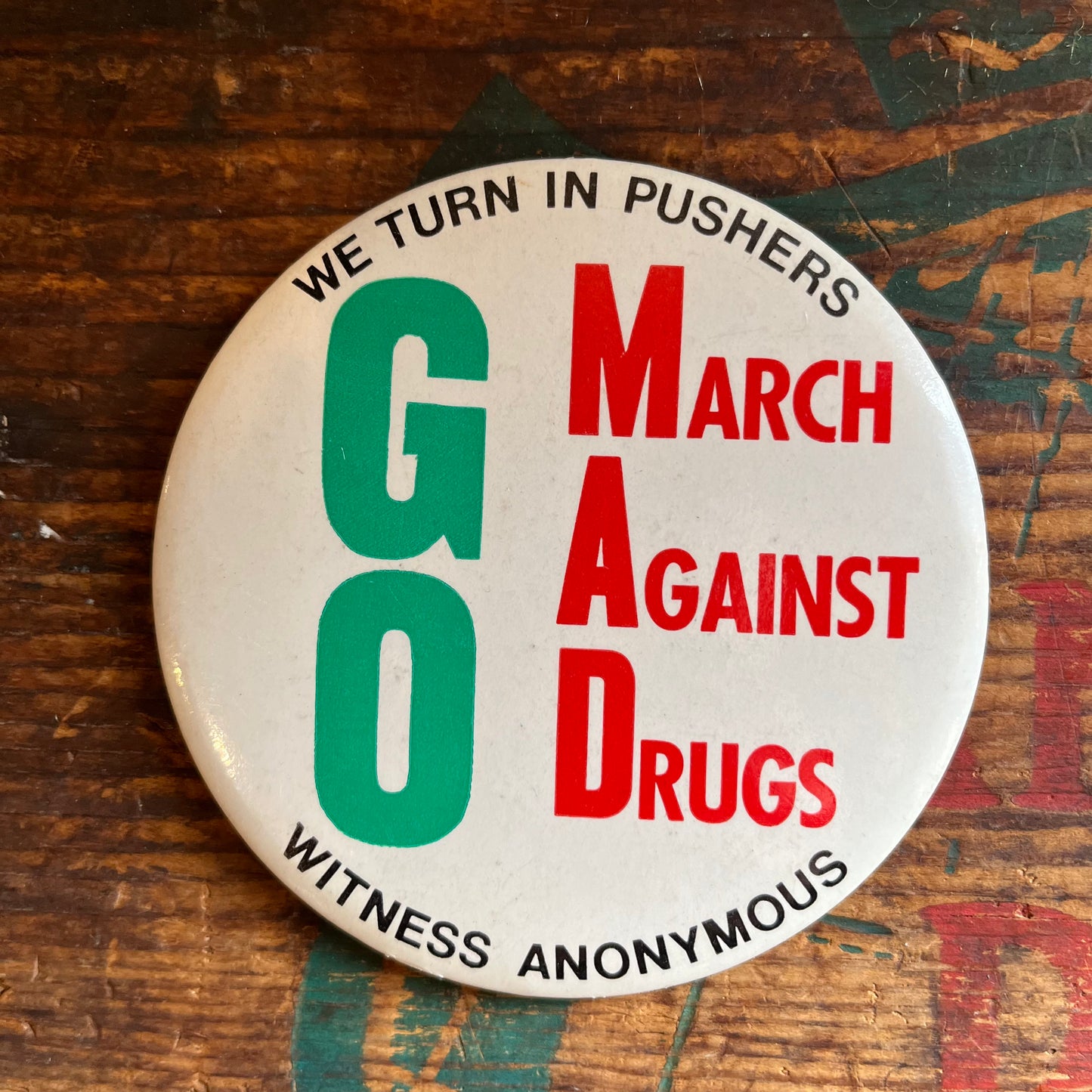 【USA vintage】缶バッジ GO MARCH AGAINST DRUGS