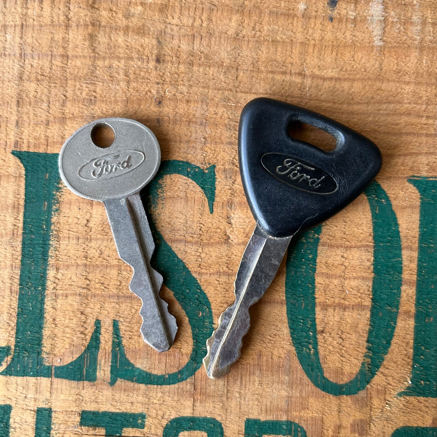 【USA vintage】Ford 鍵 2本セット
