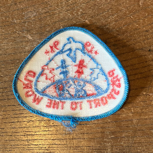 【USA vintage】PASSPORT TO THE WORLD ワッペン ガールスカウト