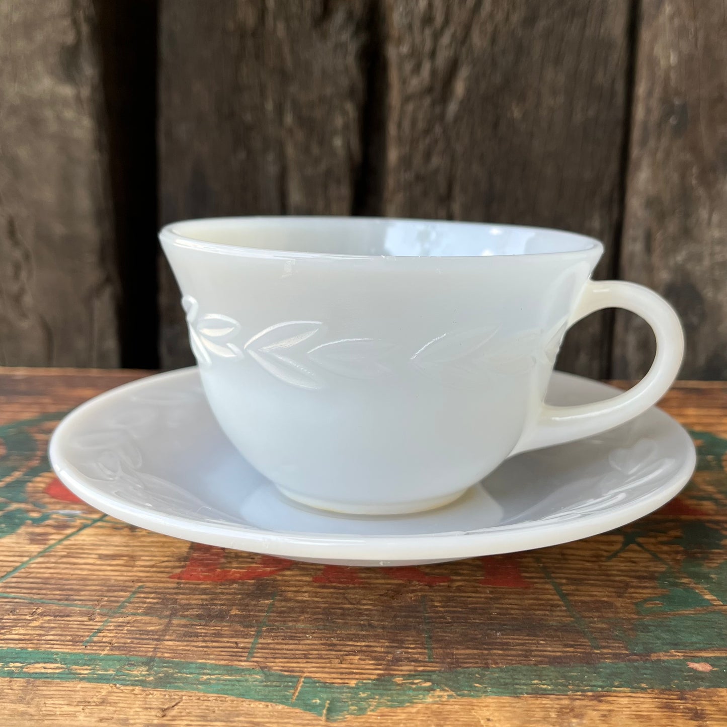 【USA vintage】Fire-King Grey Laurel Cup & Saucer