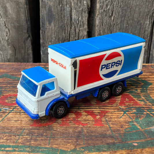 【’79 USA vintage】MATCHBOX
Super Kings K-40 Ford D Series
PEPSI TRUCK
