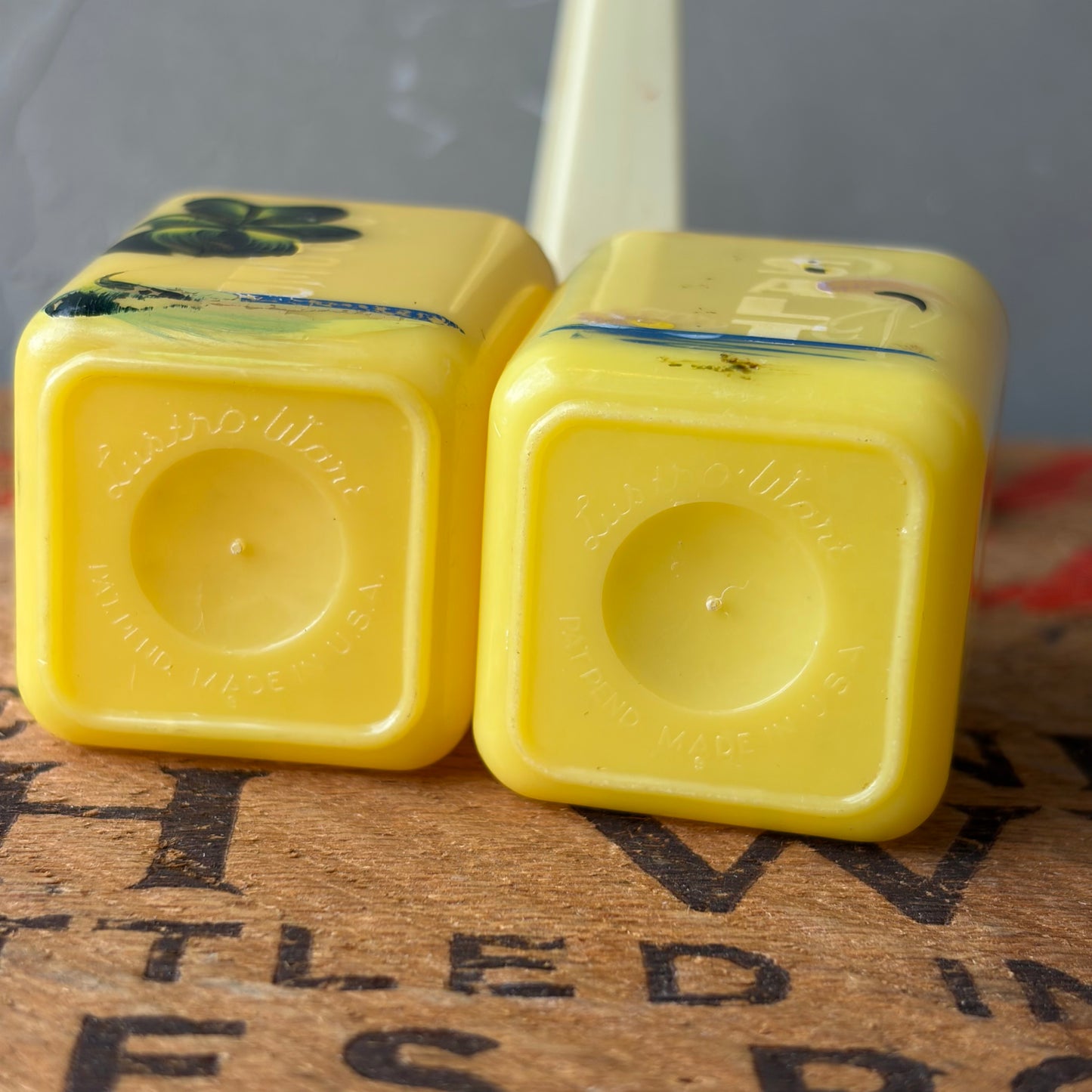【USA vintage】Lustro-Ware Salt & Pepper