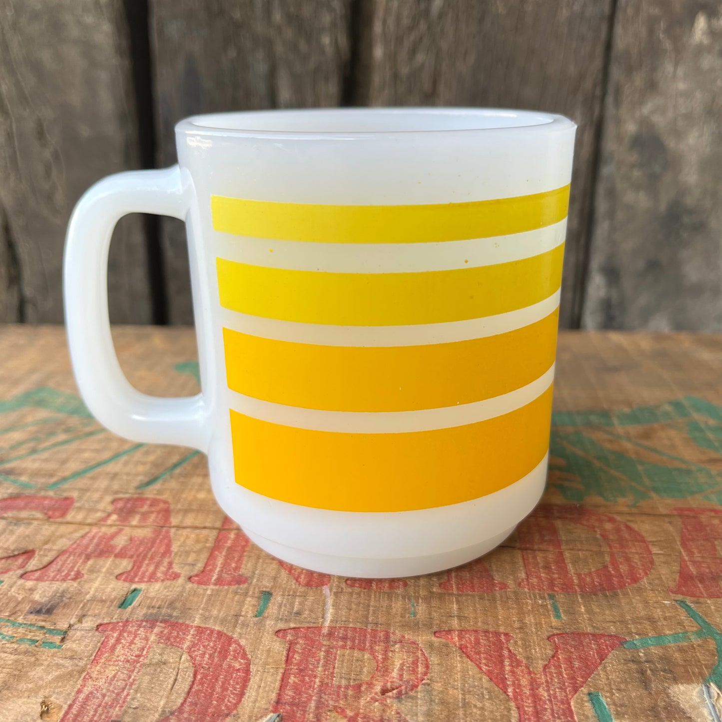 【USA vintage】GLASBAKE Rainbow Stripe Mugcup (yellow )