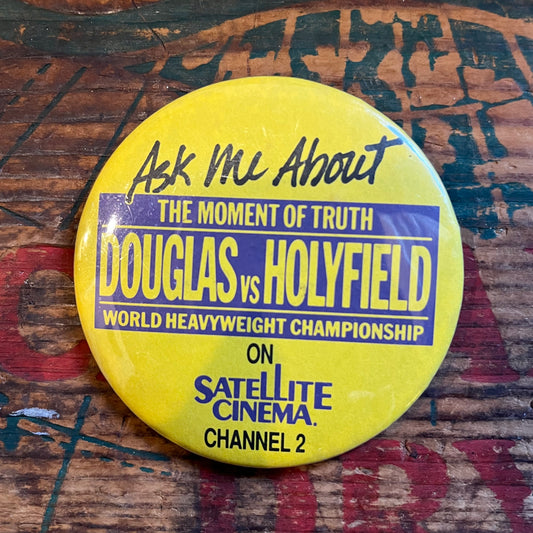 【USA vintage】缶バッジ DOUGLAD VS HOLYFIELD