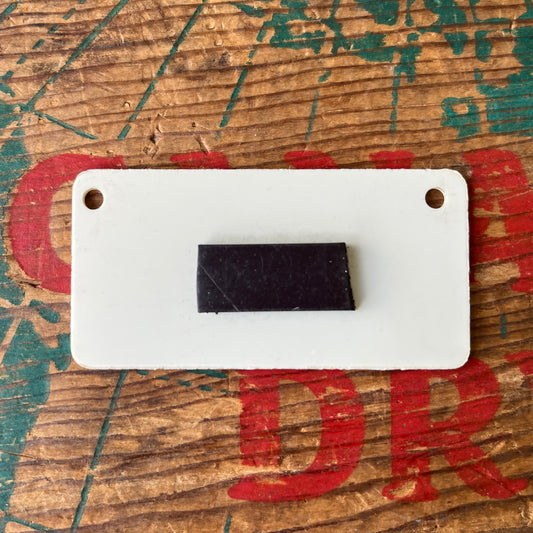 【1980’s USA vintage】Nameplate magnet ERICA