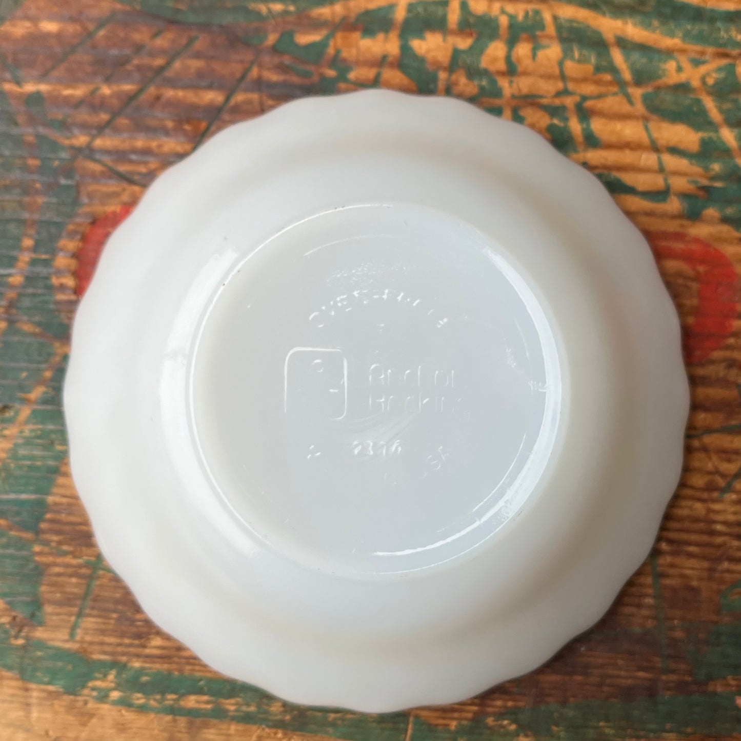 【USA vintage】Anchor Hocking White Shell Desert Bowl