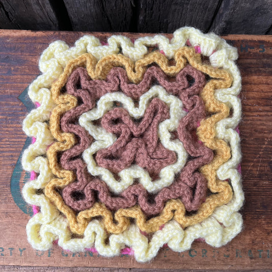 【USA vintage】Wiggly Crochet 鍋敷き ③