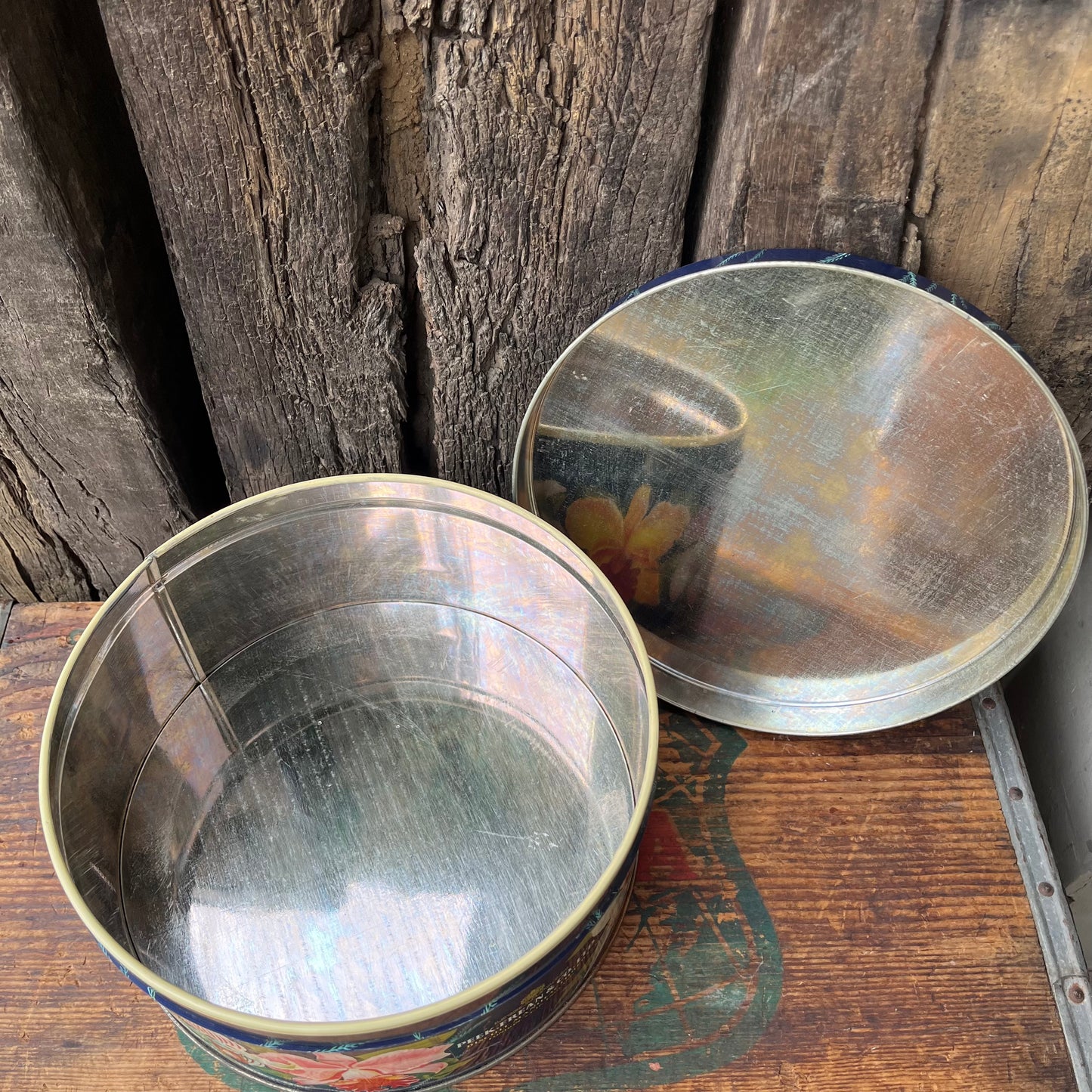 【50s England vintage】PEEK, FREAN & CO., LTD Biscuit Tin