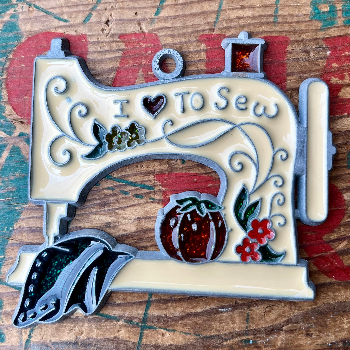【USA vintage】stained glass I love to sew