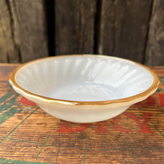 【USA vintage】Anchor Hocking White Shell Desert Bowl