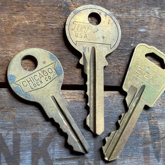 【USA vintage】鍵3本セット キー アンティーク ⑤
