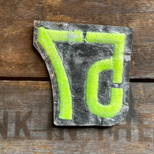 【USA vintage】ワッペン 57 きみどり 蛍光イエロー