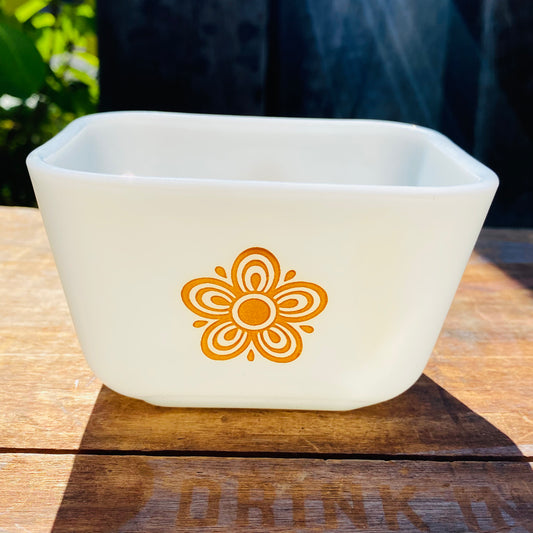 【1960s-1970s USA vintage】PYREX レフリジレーター バタフライゴールド