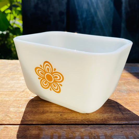 【1960s-1970s USA vintage】PYREX レフリジレーター バタフライゴールド