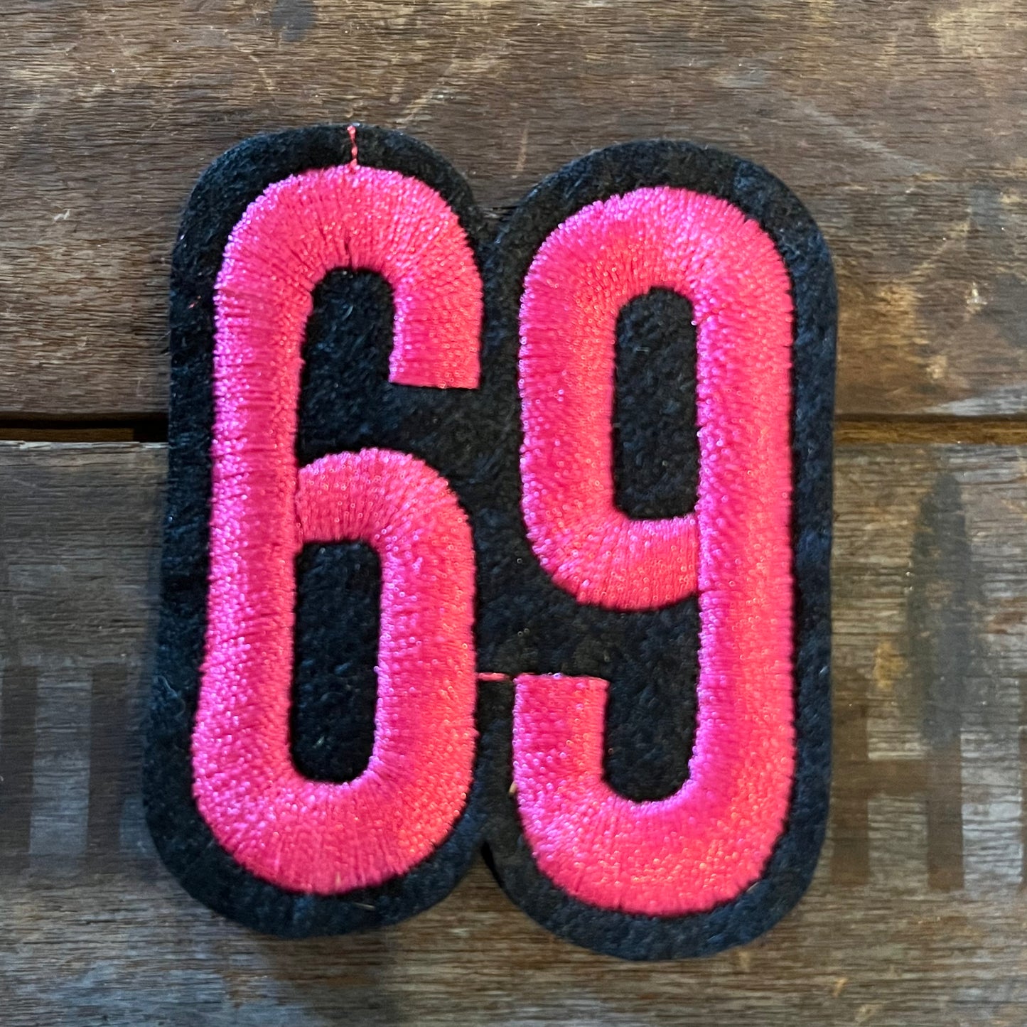 【USA vintage】ワッペン 69 ピンク