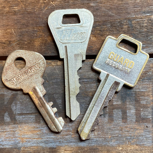 【USA vintage】鍵3本セット キー アンティーク ④