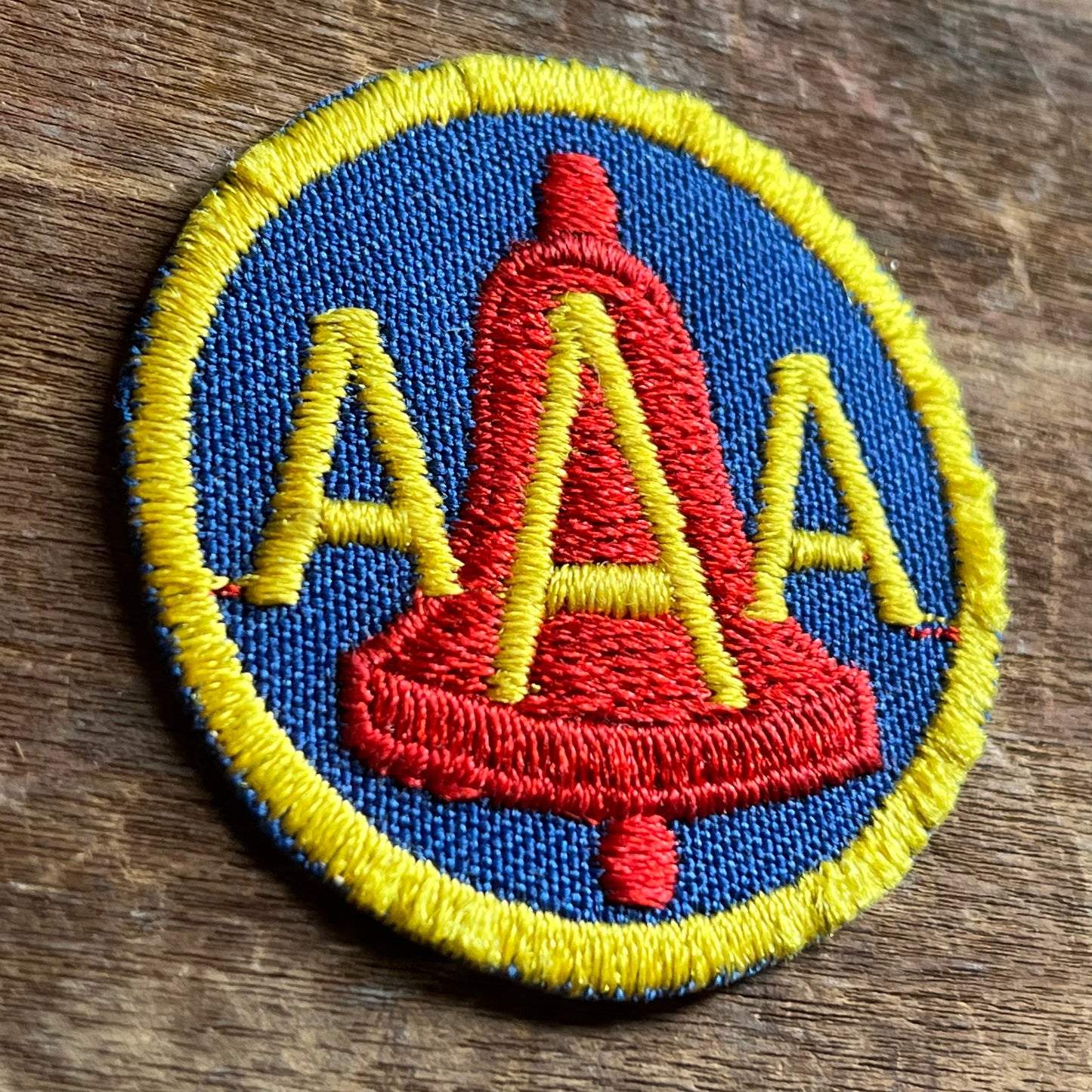 【USA vintage】ワッペン AAA アメリカ自動車協会