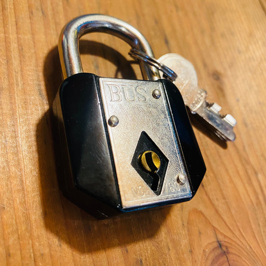 【vintage】BUS ビンテージ 南京錠 ブラック