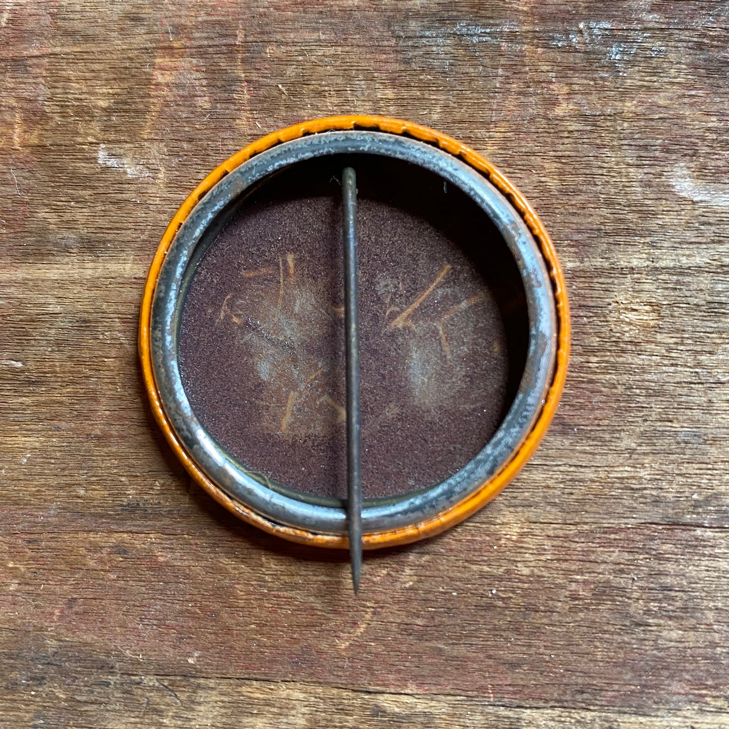 【USA vintage】缶バッジ CHRIST オレンジ