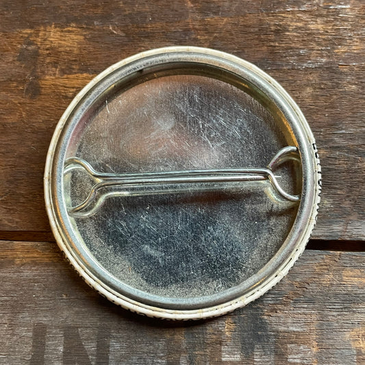 【USA vintage】缶バッジ The San Francisco Storm Door & Whale Oil Co.