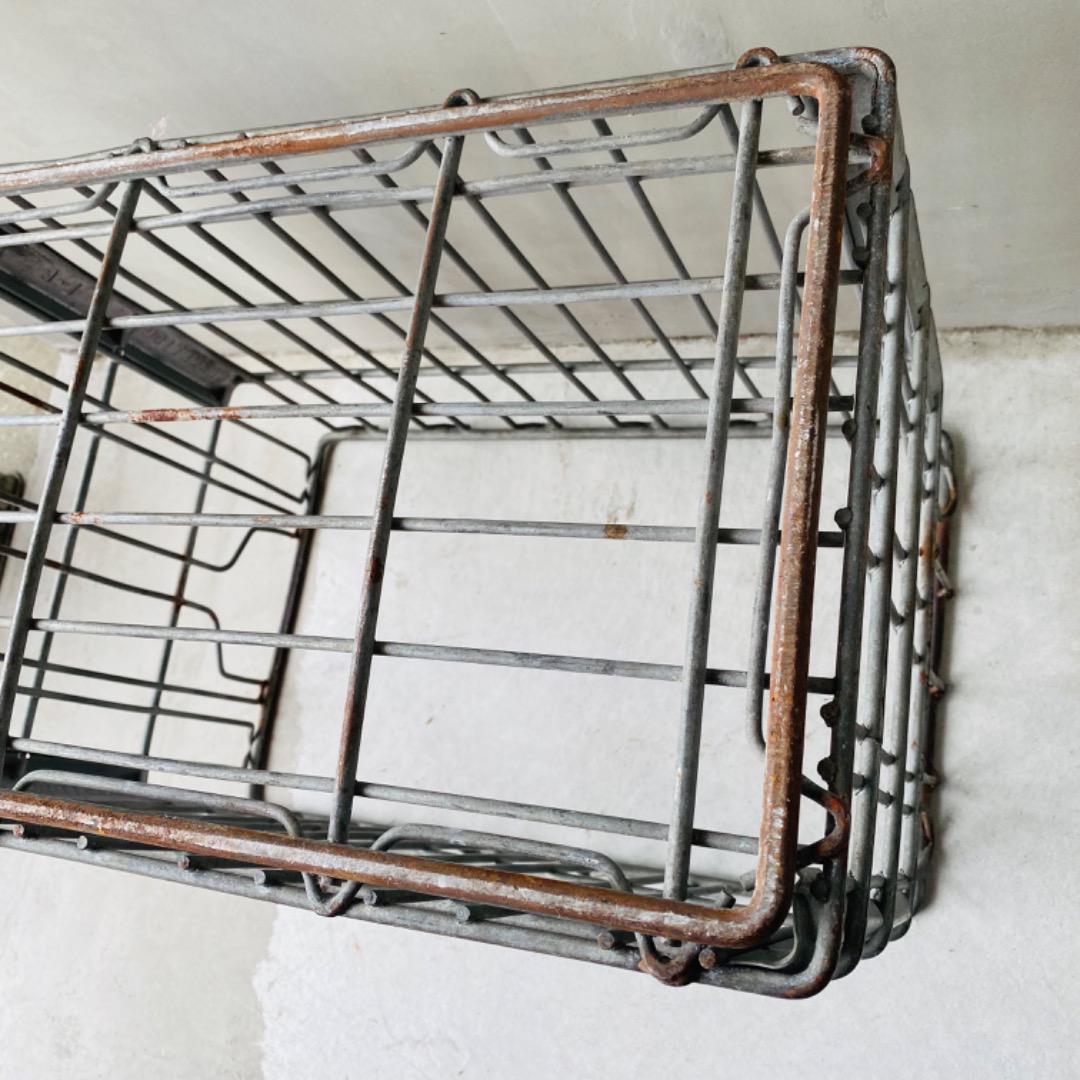 【USA vintage】iron wire basket 鉄 カゴ ①