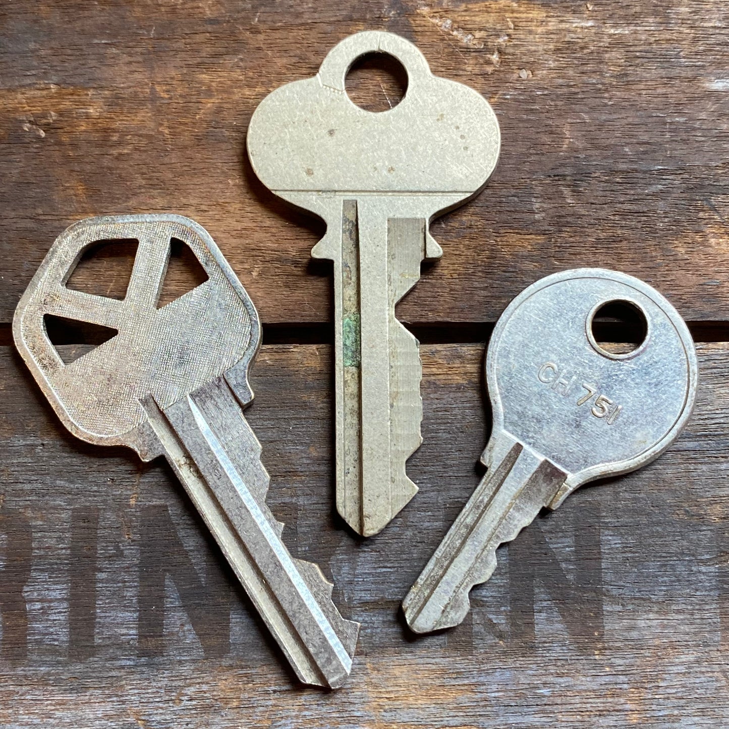 【USA vintage】鍵3本セット キー アンティーク ①