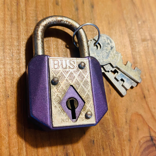 【vintage】BUS ビンテージ 南京錠 パープル
