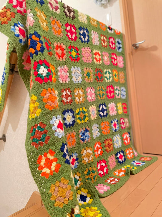 【USA ビンテージ】グラニーブランケット ベッドカバー ソファー グリーン×グラニースクエア