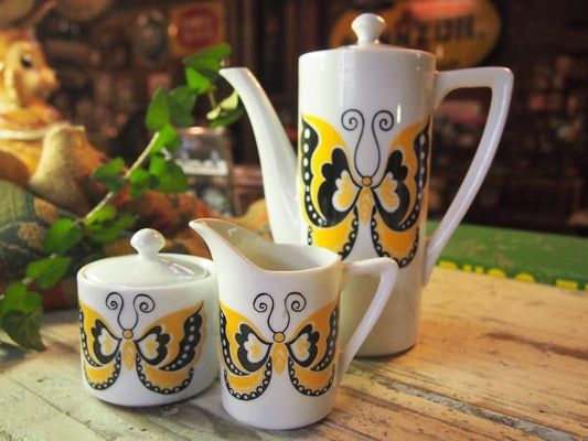 【 USA vintage】ROYAL CROWNビンテージティーセット 蝶々