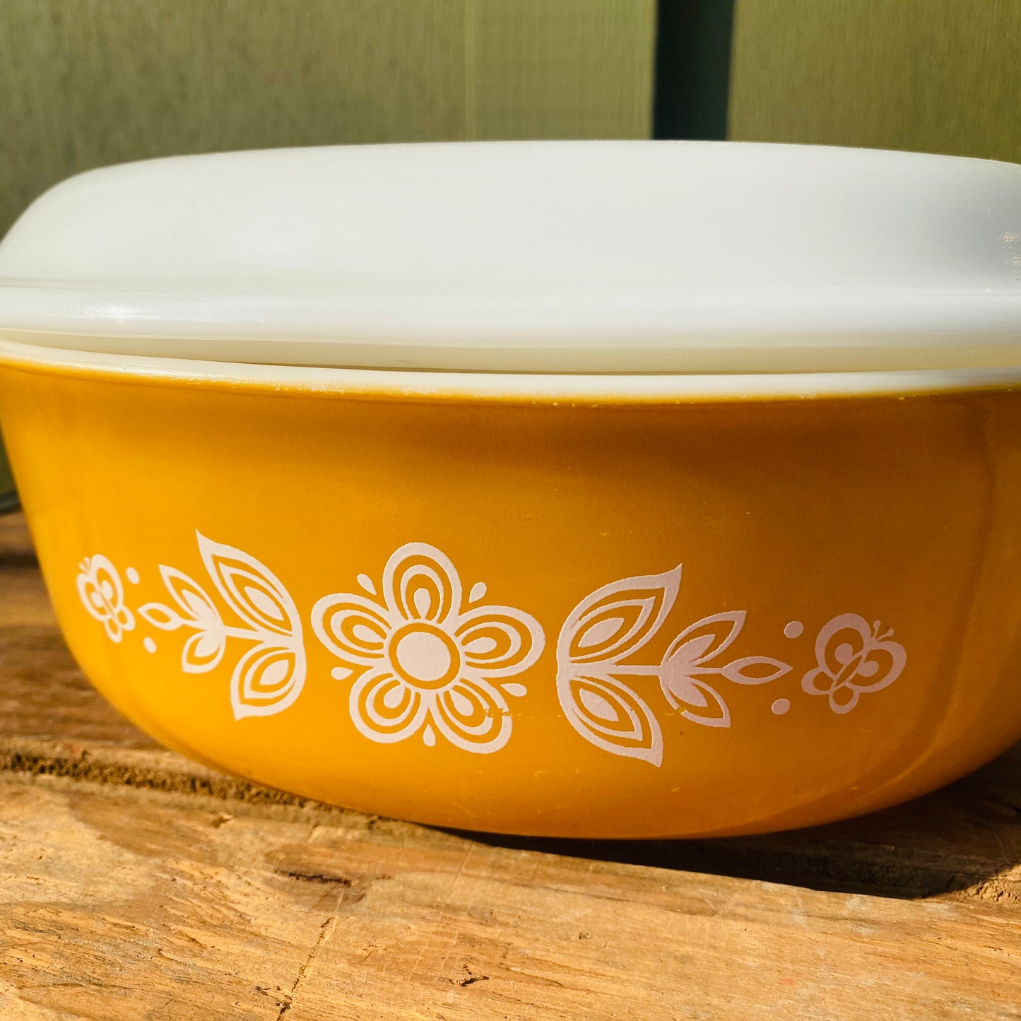 【USA vintage】オールドパイレックス バタフライゴールド オーバルキャセロール