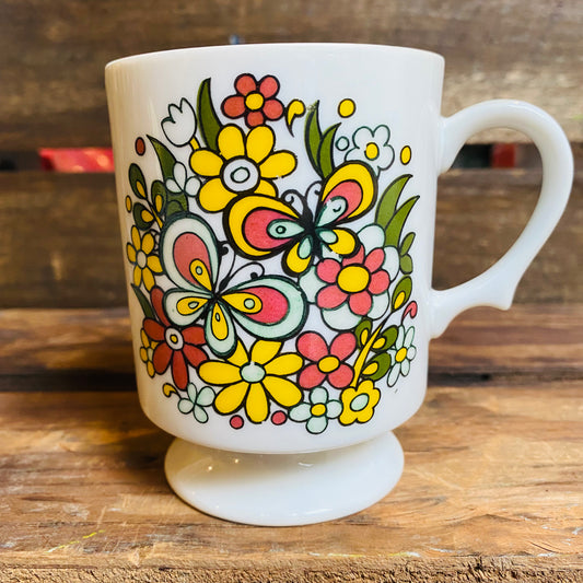 【1970s vintage】マグカップ 蝶と花 イエロー