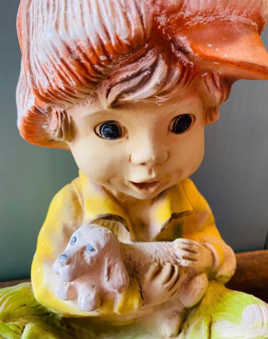 【1974 USA vintage】 犬を抱く少年 置物