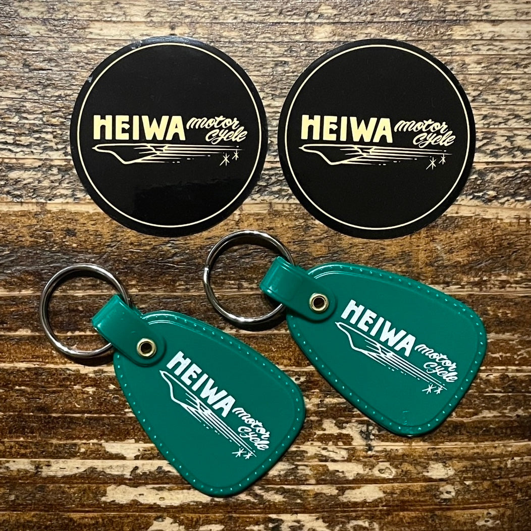平和なステッカー×2 & 平和なキーホルダー×2 / Heiwa sticker ×2 & Heiwa key ring ×2
