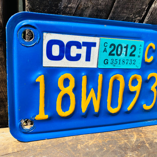 【USA vintage】モーターサイクルナンバープレート CAL18W0935