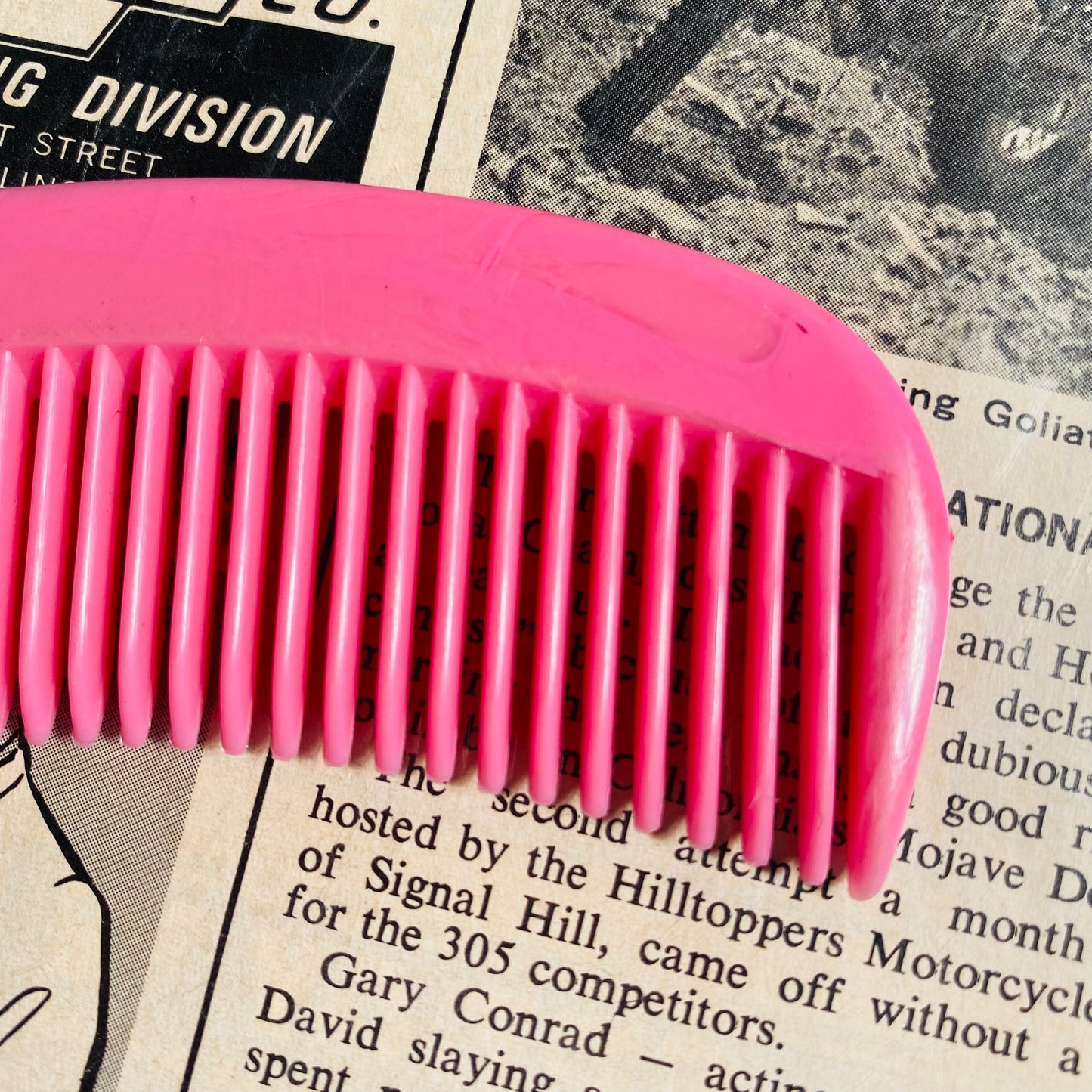 【1970s USA vintage】Unbreakable コーム ピンク