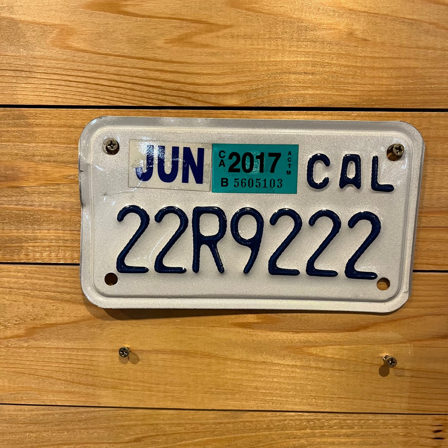 【USA vintage】モーターサイクルナンバープレート CAL 22R9222