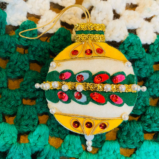 【vintage】フェルトのクリスマスオーナメント④