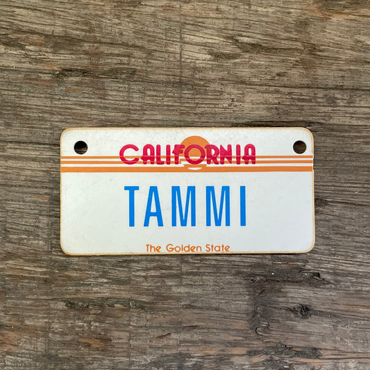【1980’s USA vintage】ネームプレート マグネット TAMMI タミー