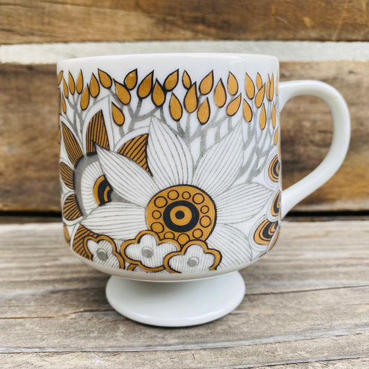 【1968 vintage】レトロ 花柄 足付きマグカップ ベージュ