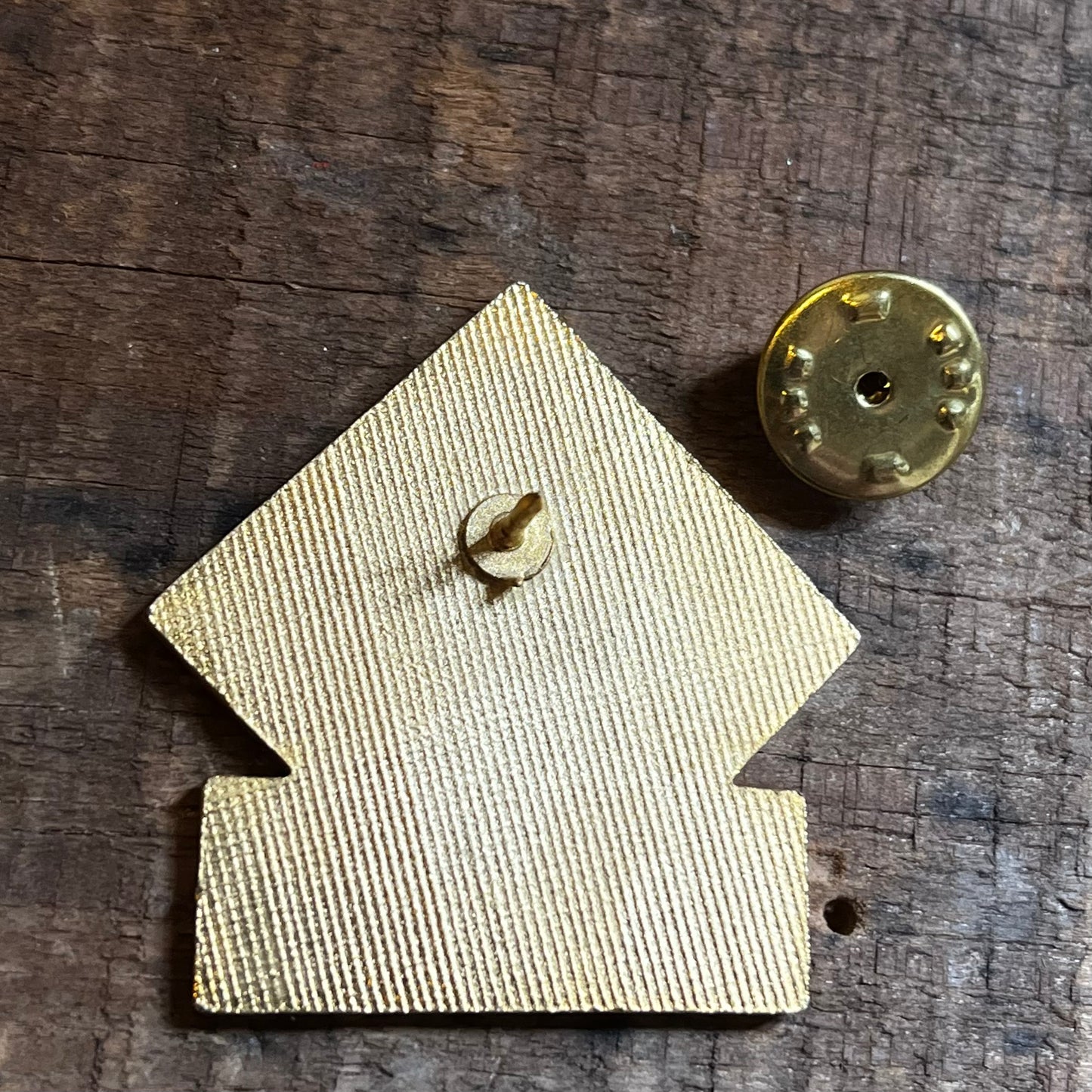 【USA vintage】1992 Commitment To Excellence ピンバッジ